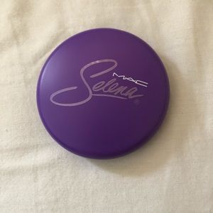 MAC Selena Techno Cumbia